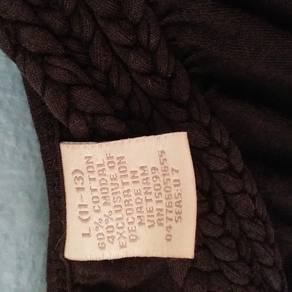 PERSONAL IDENTITY SPAGHETTI STRAP TOP HAS WOODEN BEADED DETAIL - Picture 4 of 12